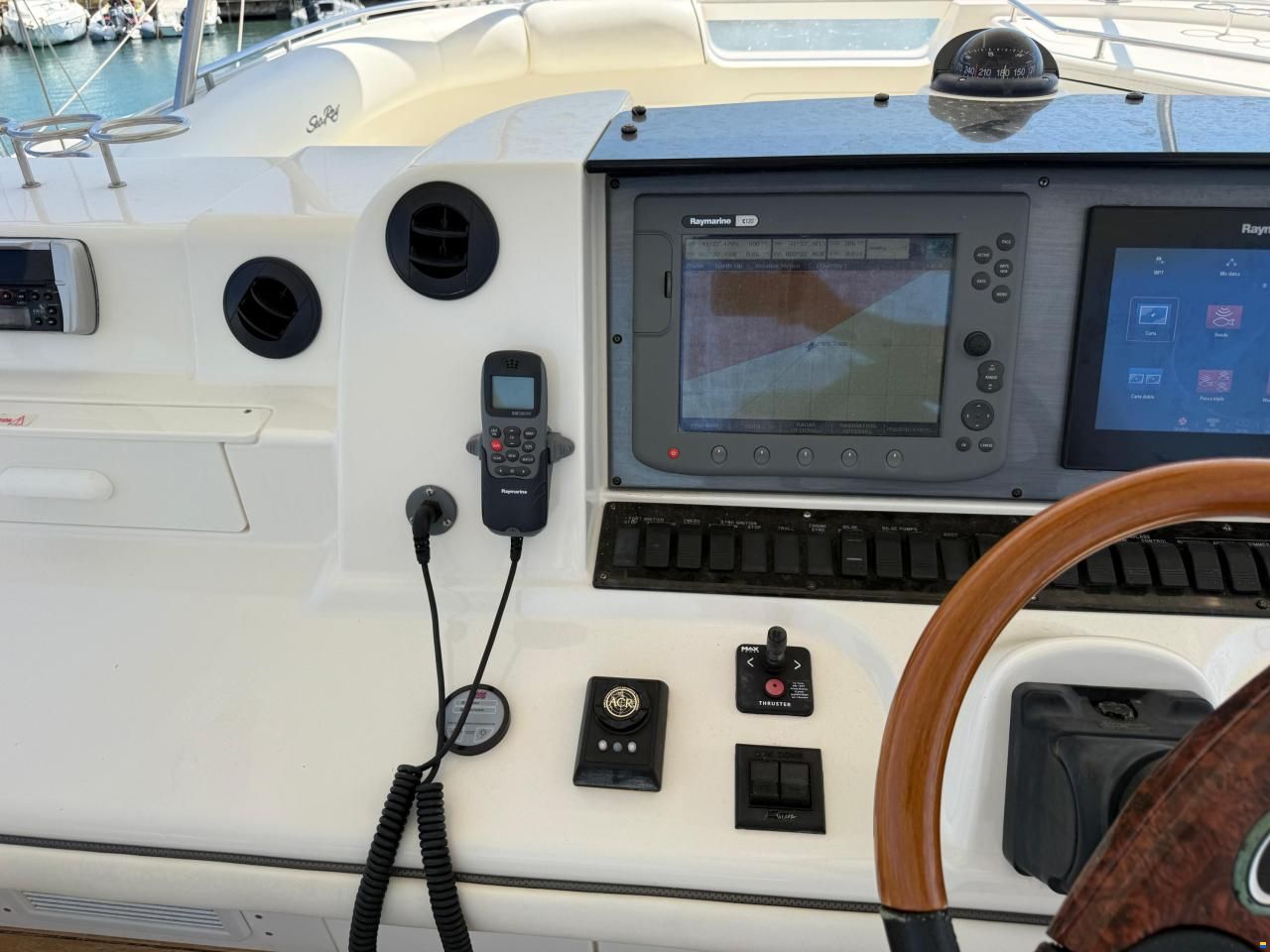 Sea Ray 58 Sedan Bridge