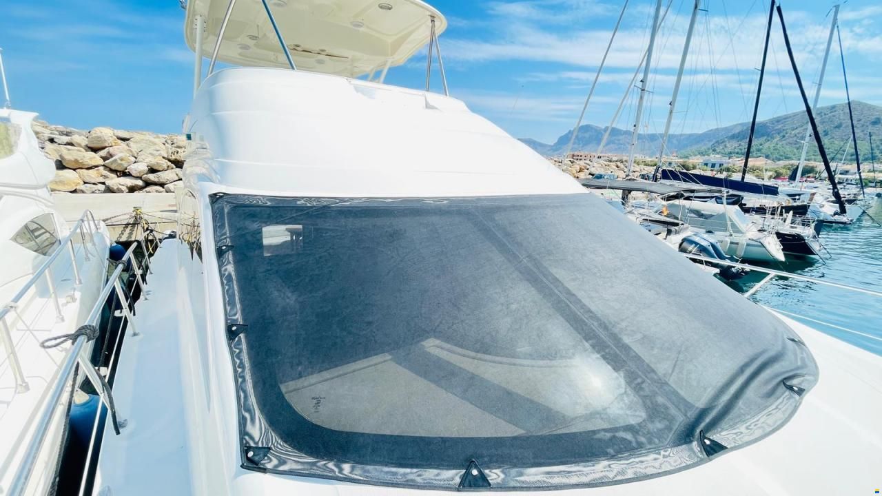 Sea Ray 58 Sedan Bridge
