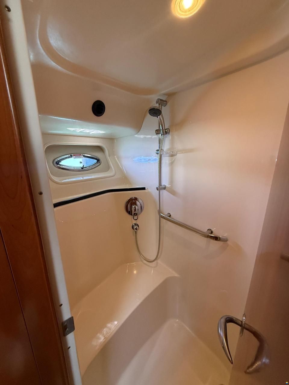 Sea Ray 58 Sedan Bridge