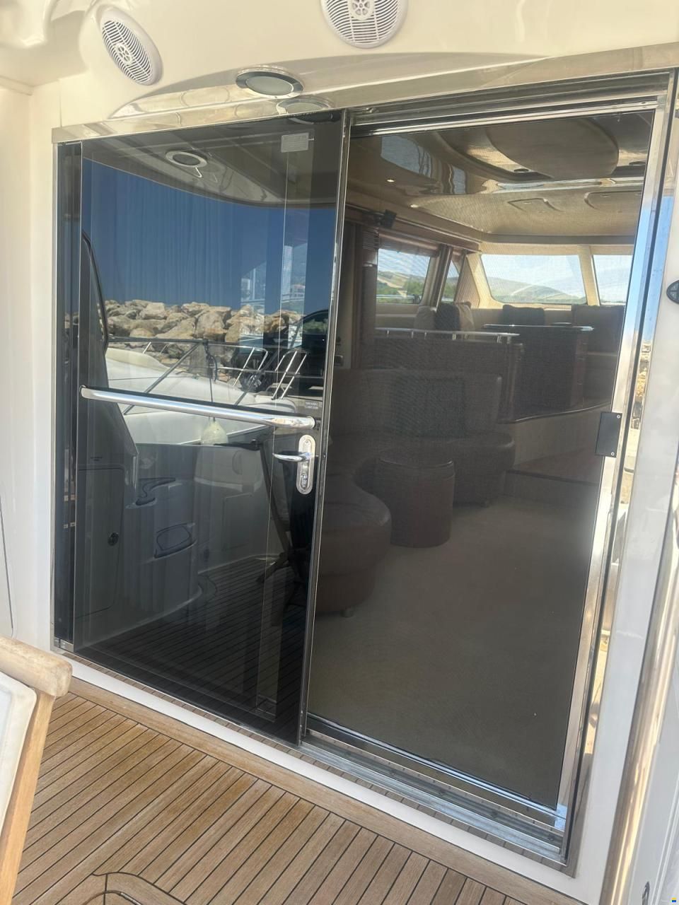 Sea Ray 58 Sedan Bridge