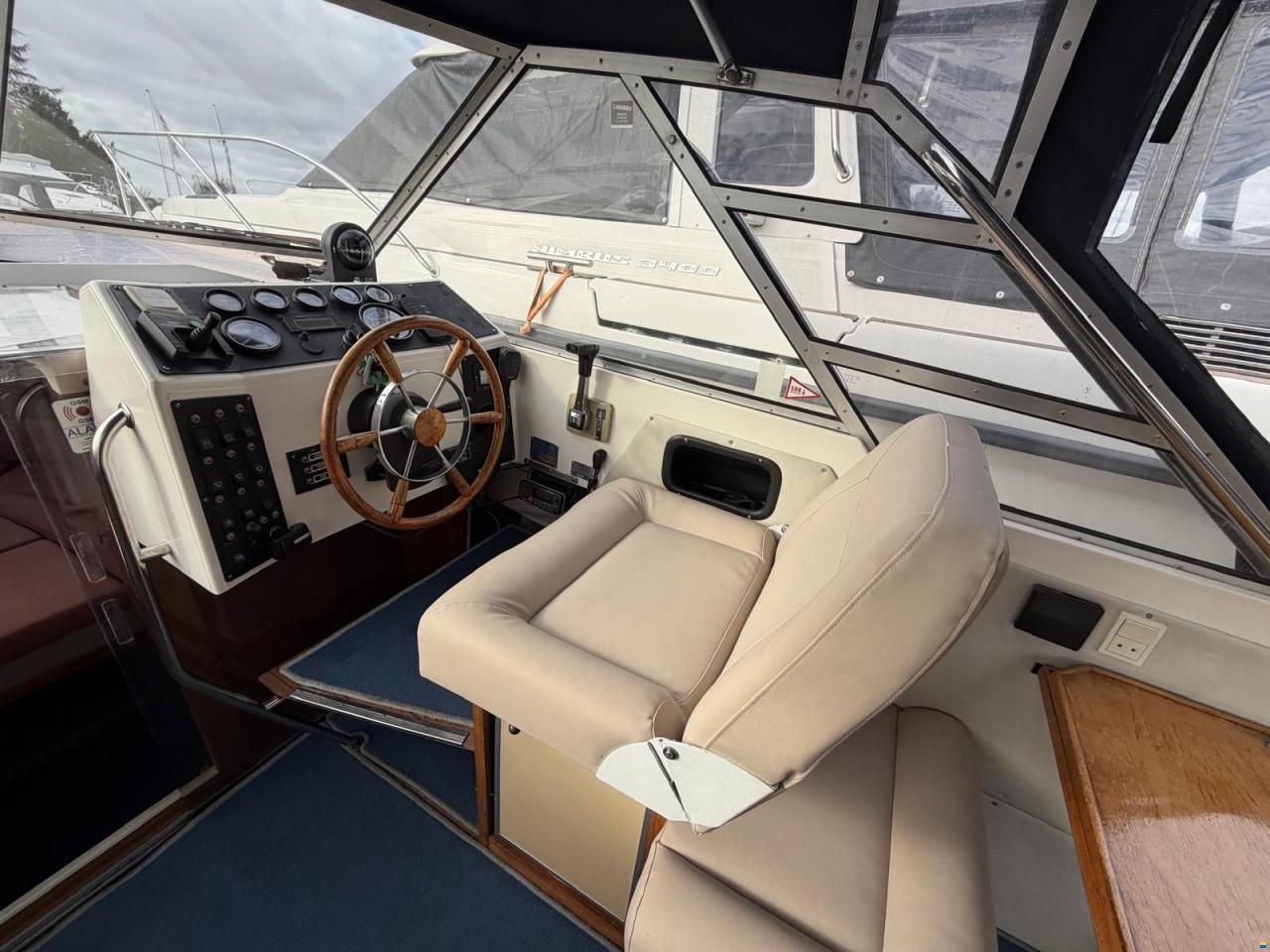 Polar Boats 28 Explorer