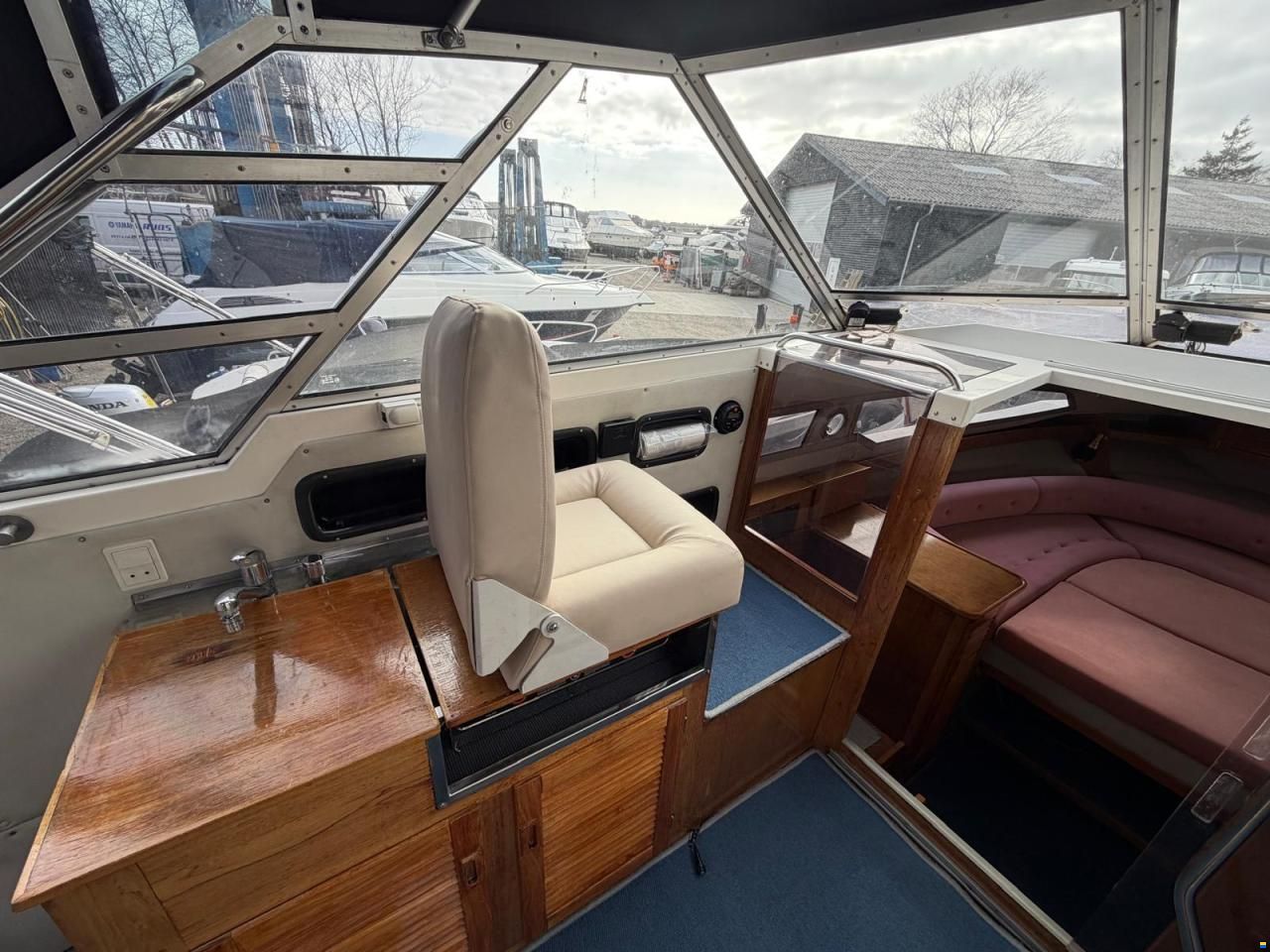 Polar Boats 28 Explorer