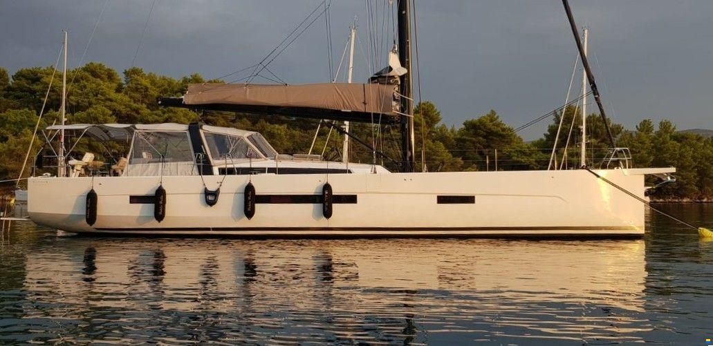 Dufour Exclusive 63