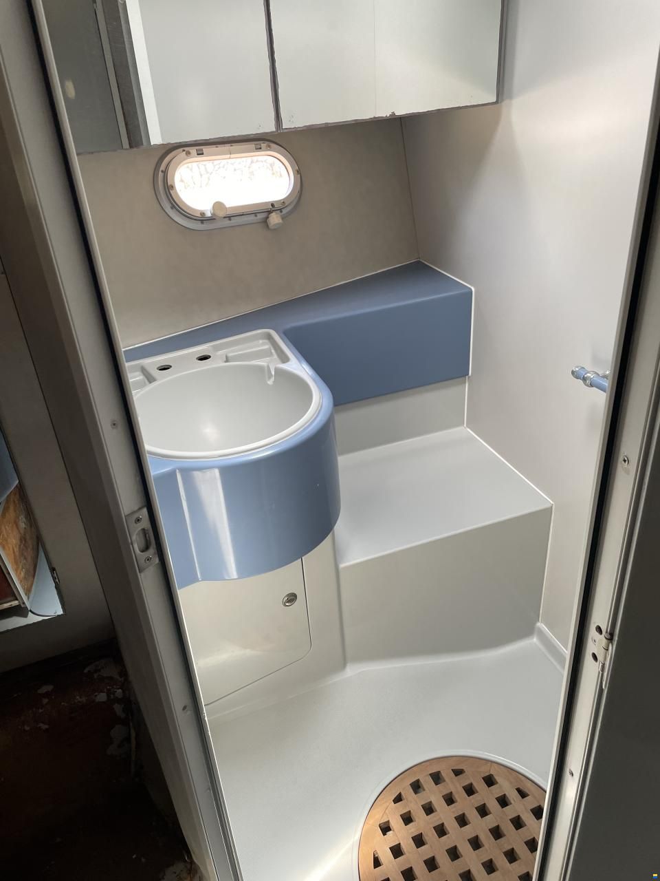 Volvo Prestige 41