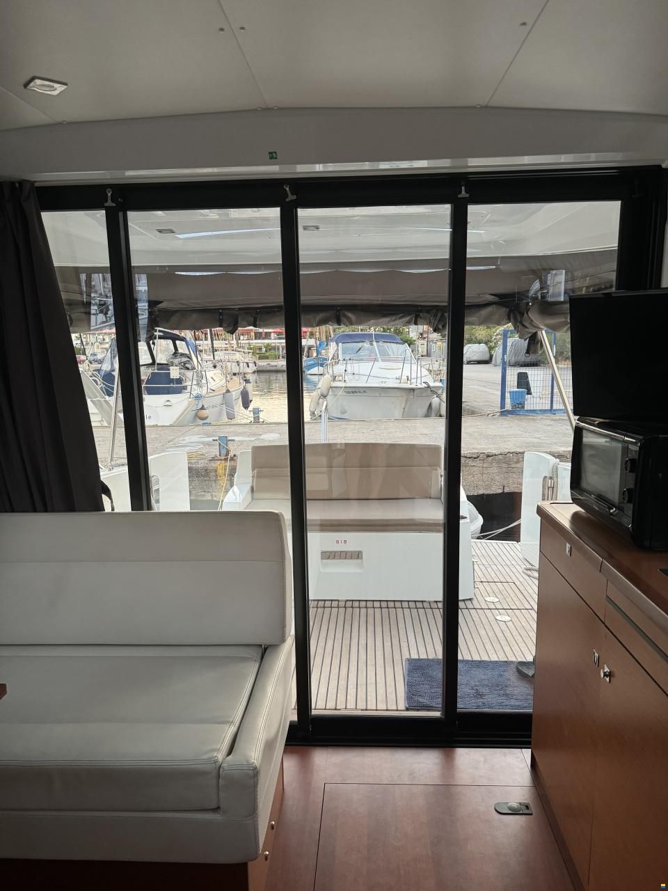 Jeanneau NC 11