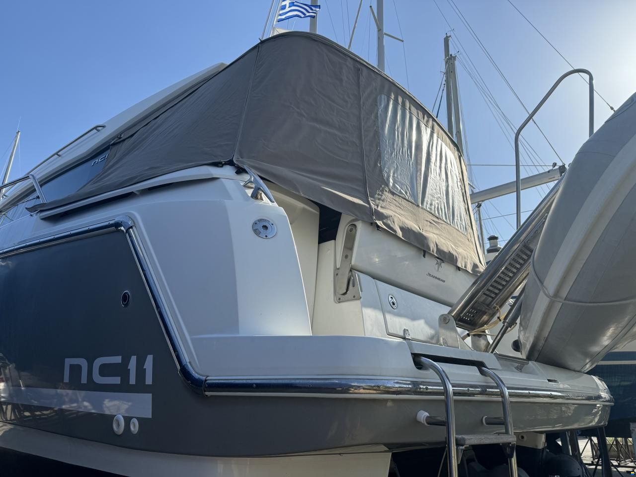 Jeanneau NC 11