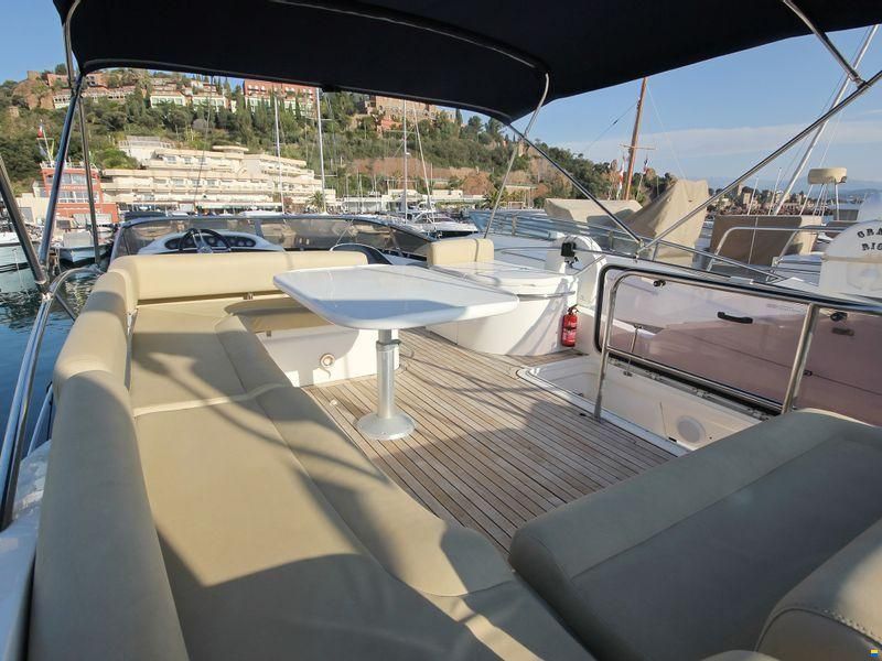 Sunseeker Manhattan 56