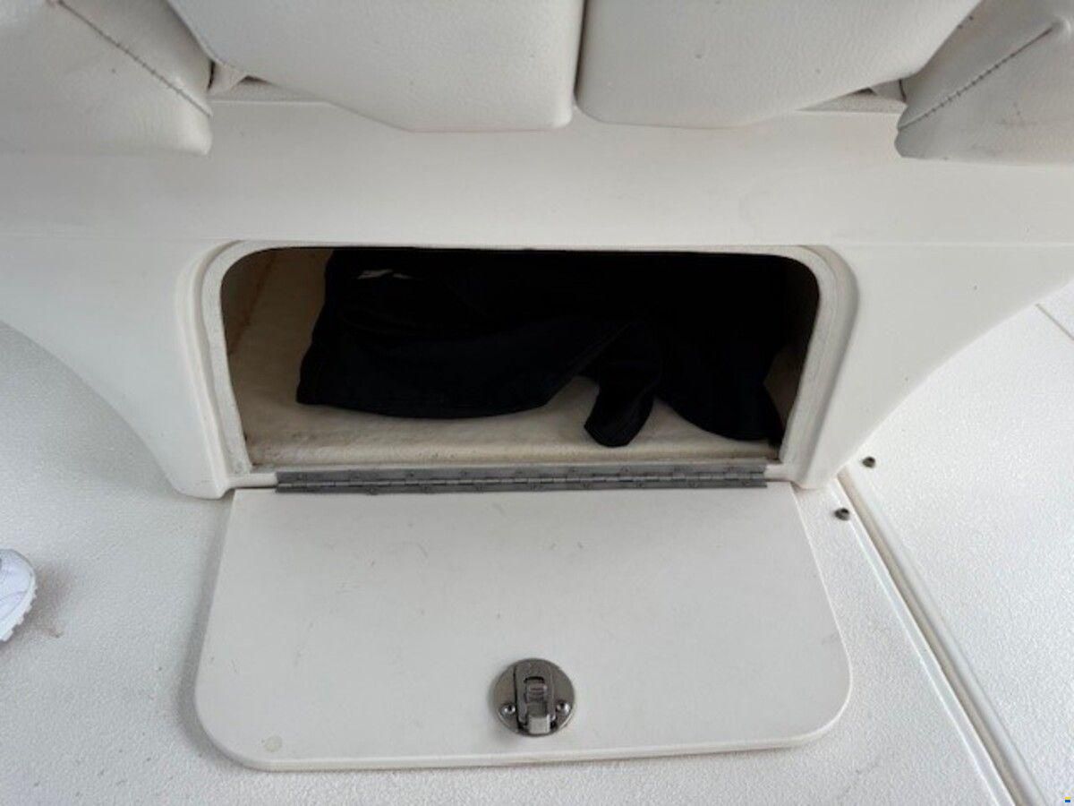 Chaparral 240 Signature