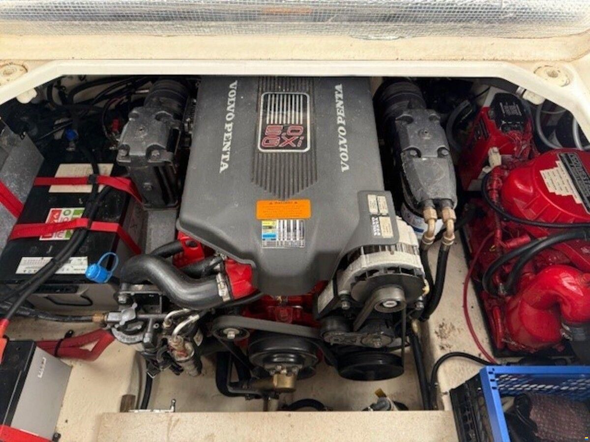 Chaparral 240 Signature
