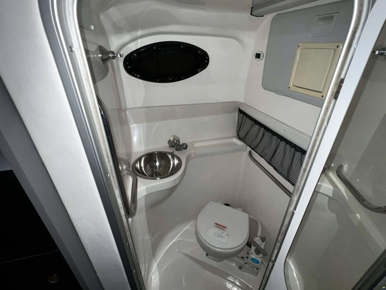 Campion 805 LX Allante - MerCruiser