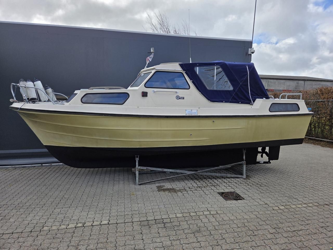 Myra 23 med nyere diesel motor