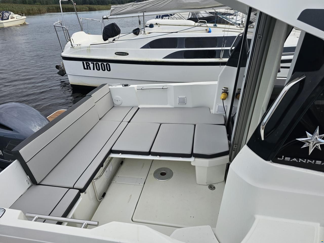 Jeanneau Merry Fisher 695 S&eacute;rie 2