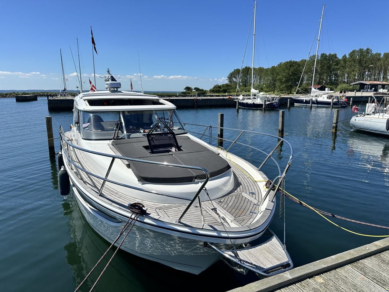 Marex 375