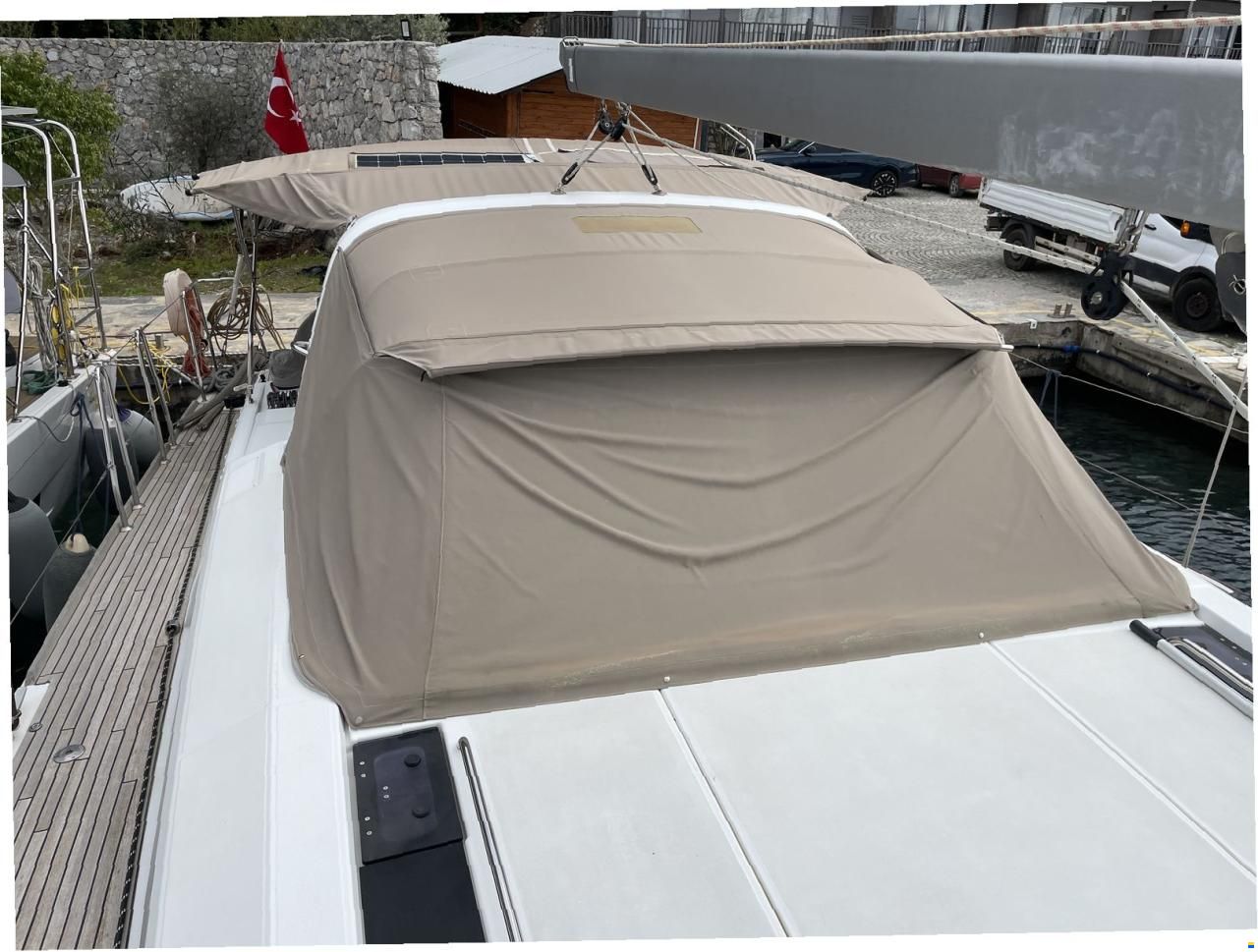 Beneteau Oceanis 55
