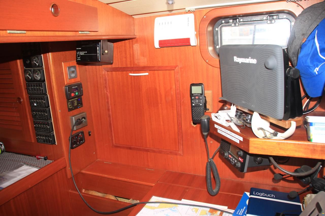 Hallberg-Rassy HR 42e