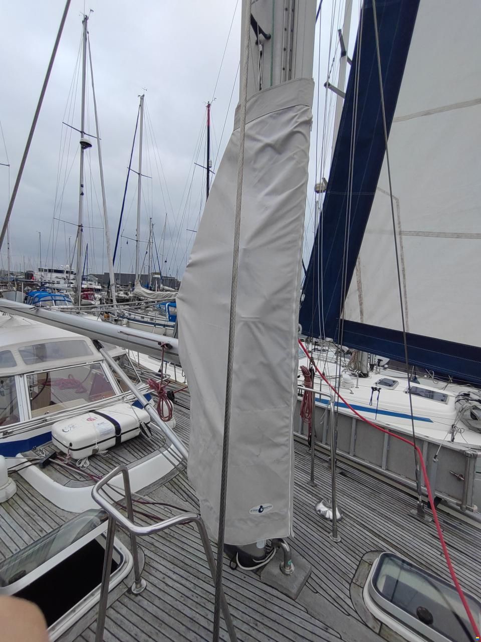 Hallberg-Rassy HR 42e