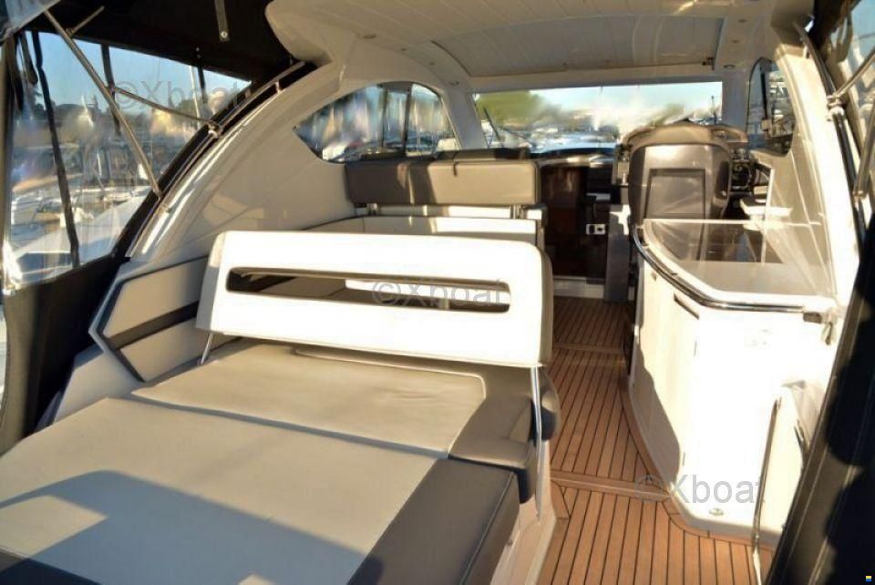 Galeon 325 HTS