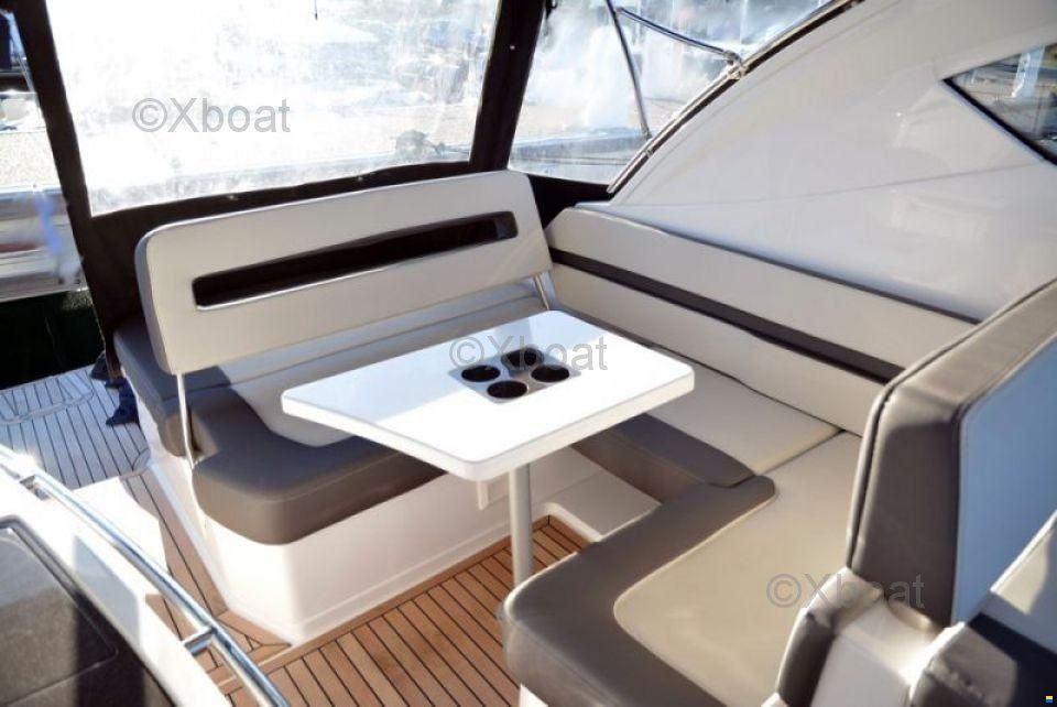 Galeon 325 HTS
