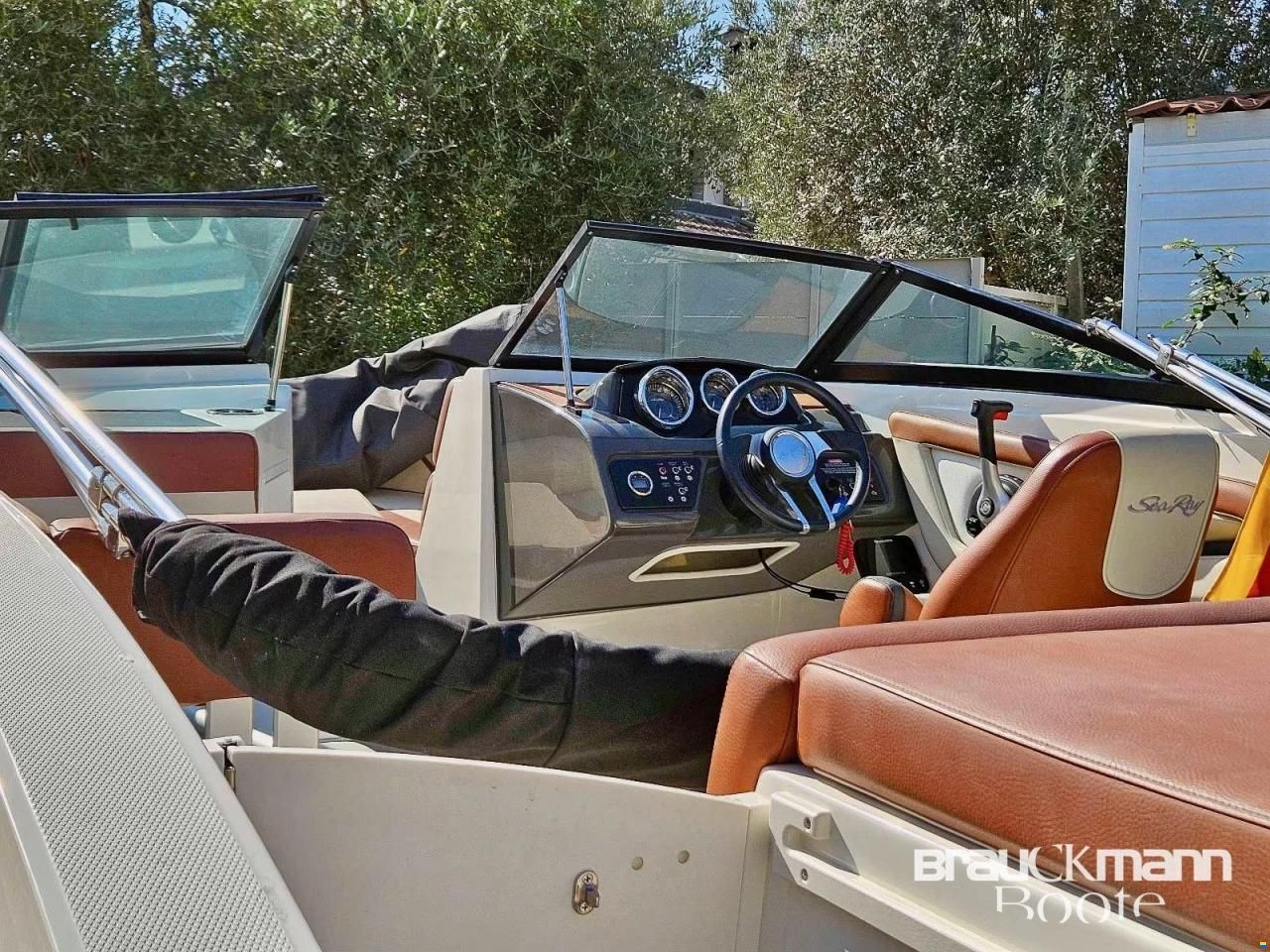 Sea Ray 19 SPXE