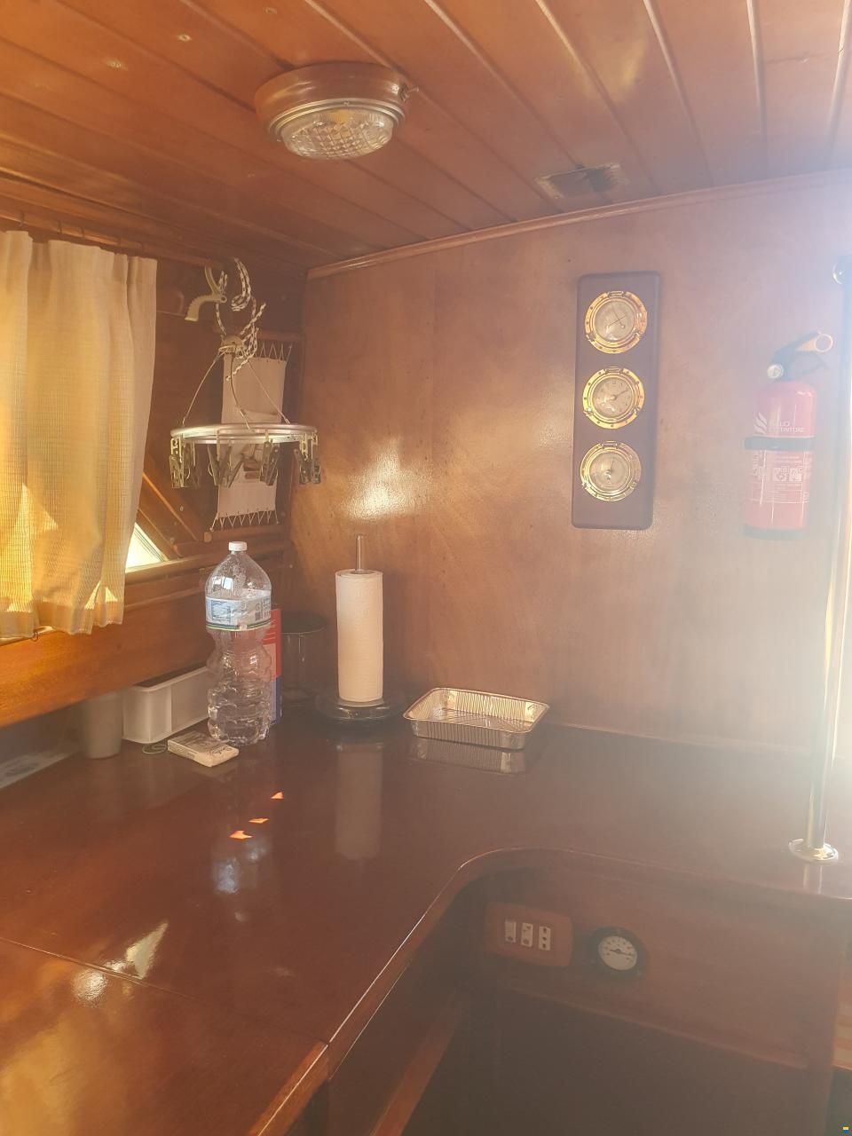 Chris Craft Commander 31