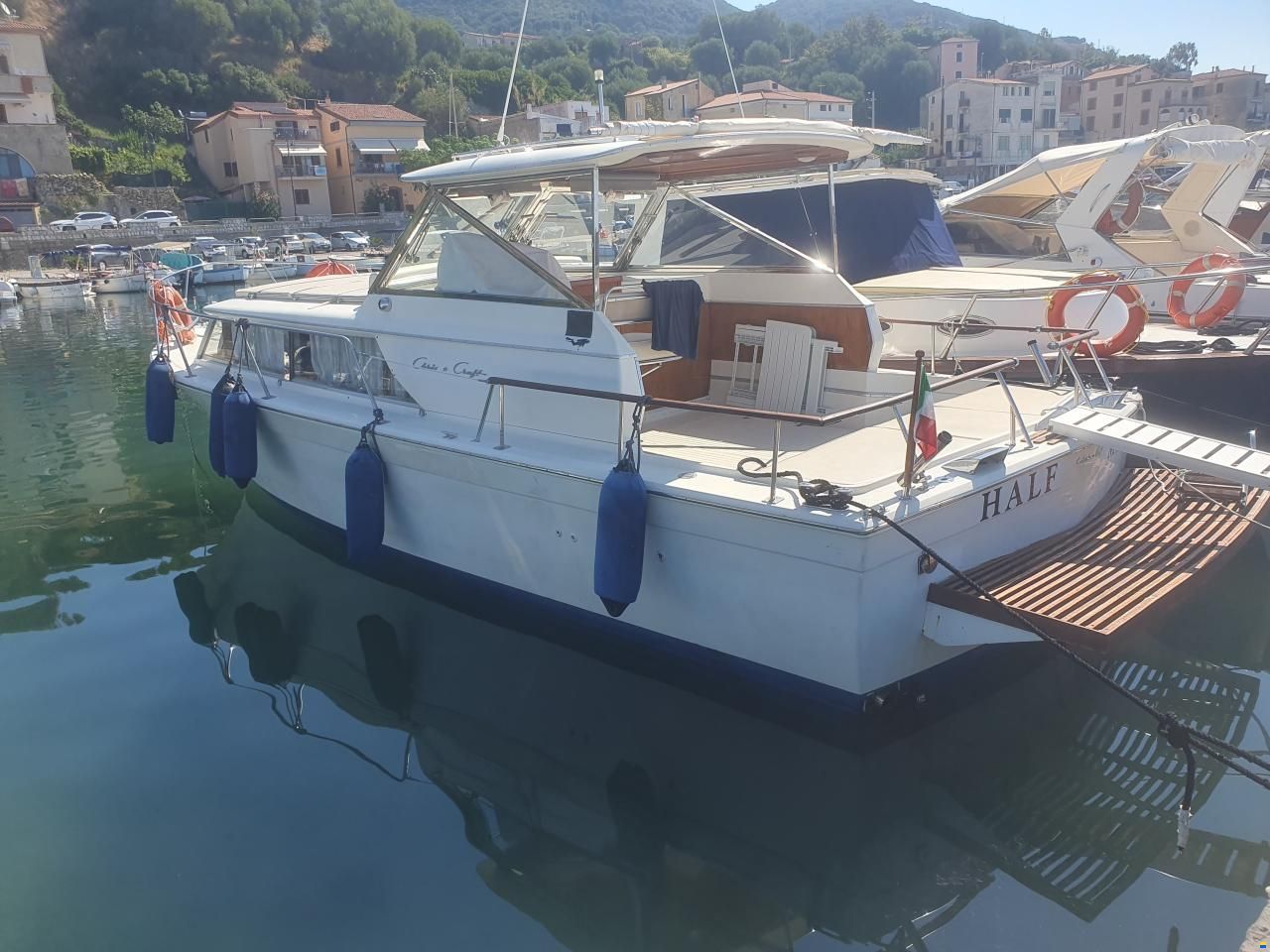 Chris Craft Commander 31