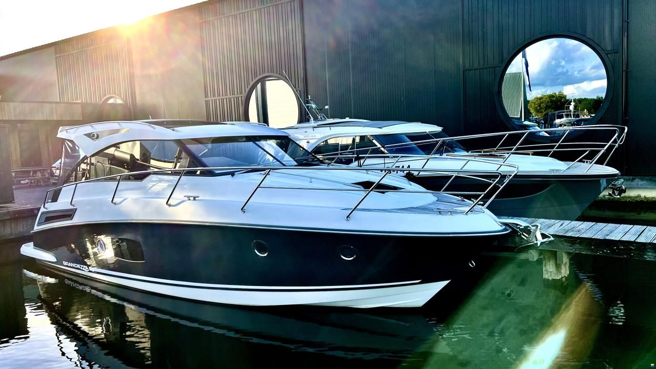 Grandezza 33 OC