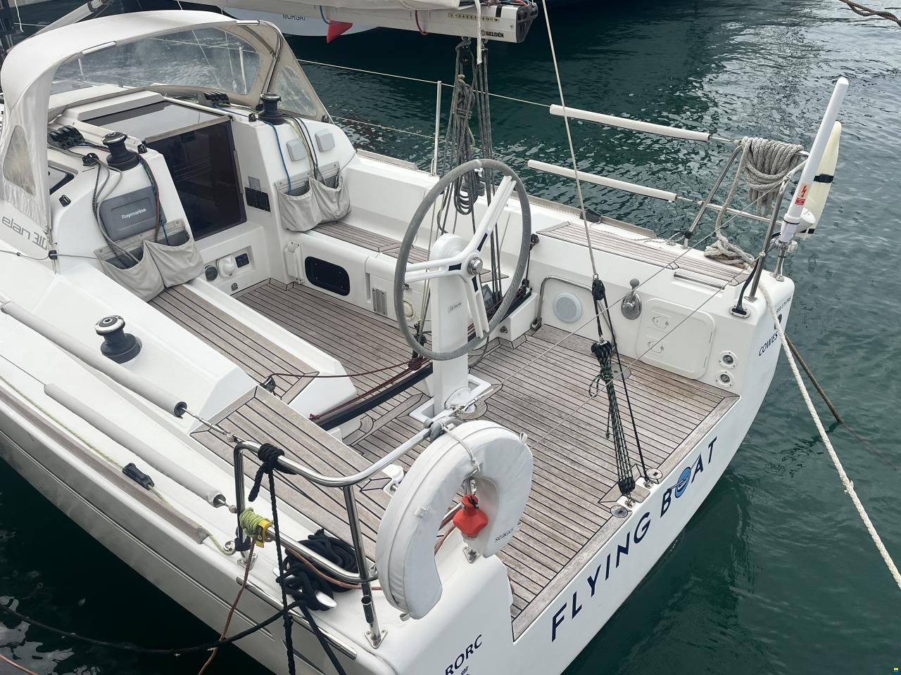 Elan 310