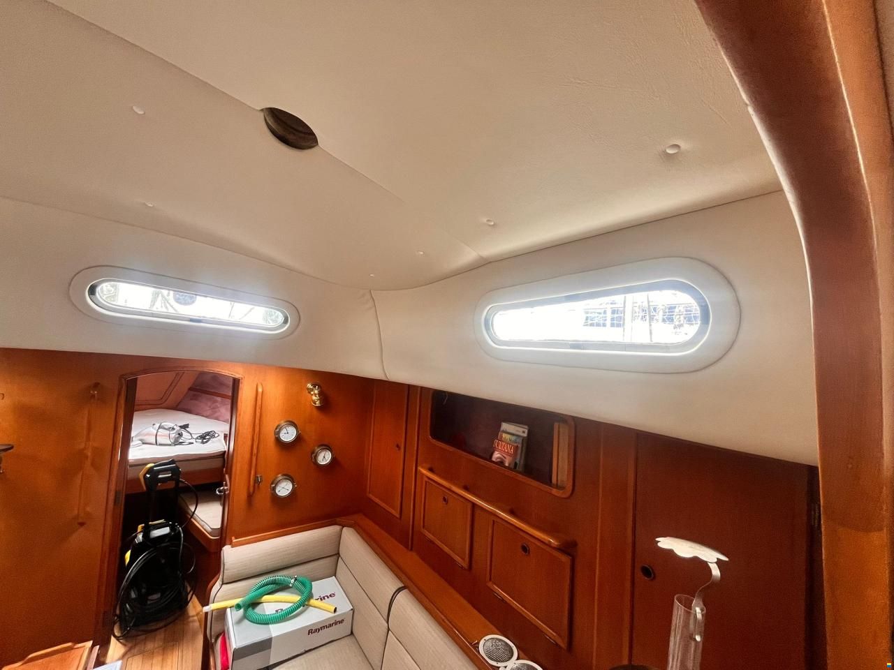 Tradewind 35