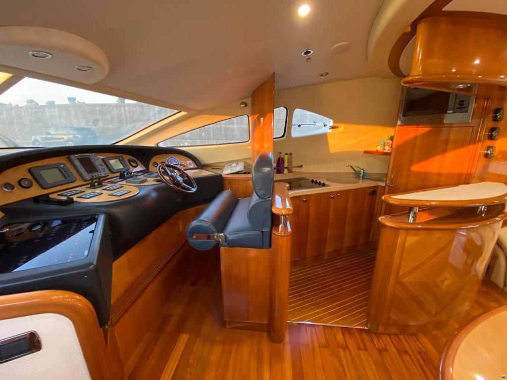 AICON Yachts 57 Fly