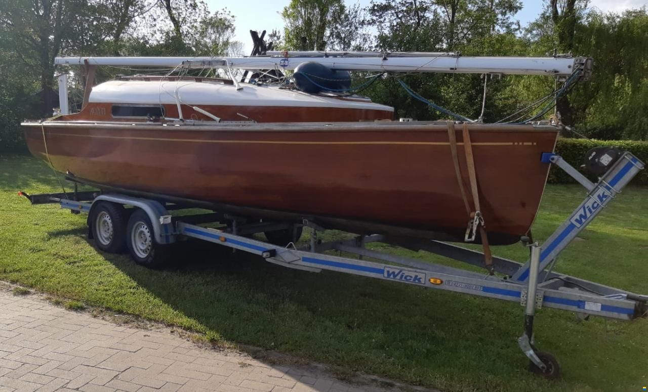 Sommerfeld 20er Jollenkreuzer formverleimt