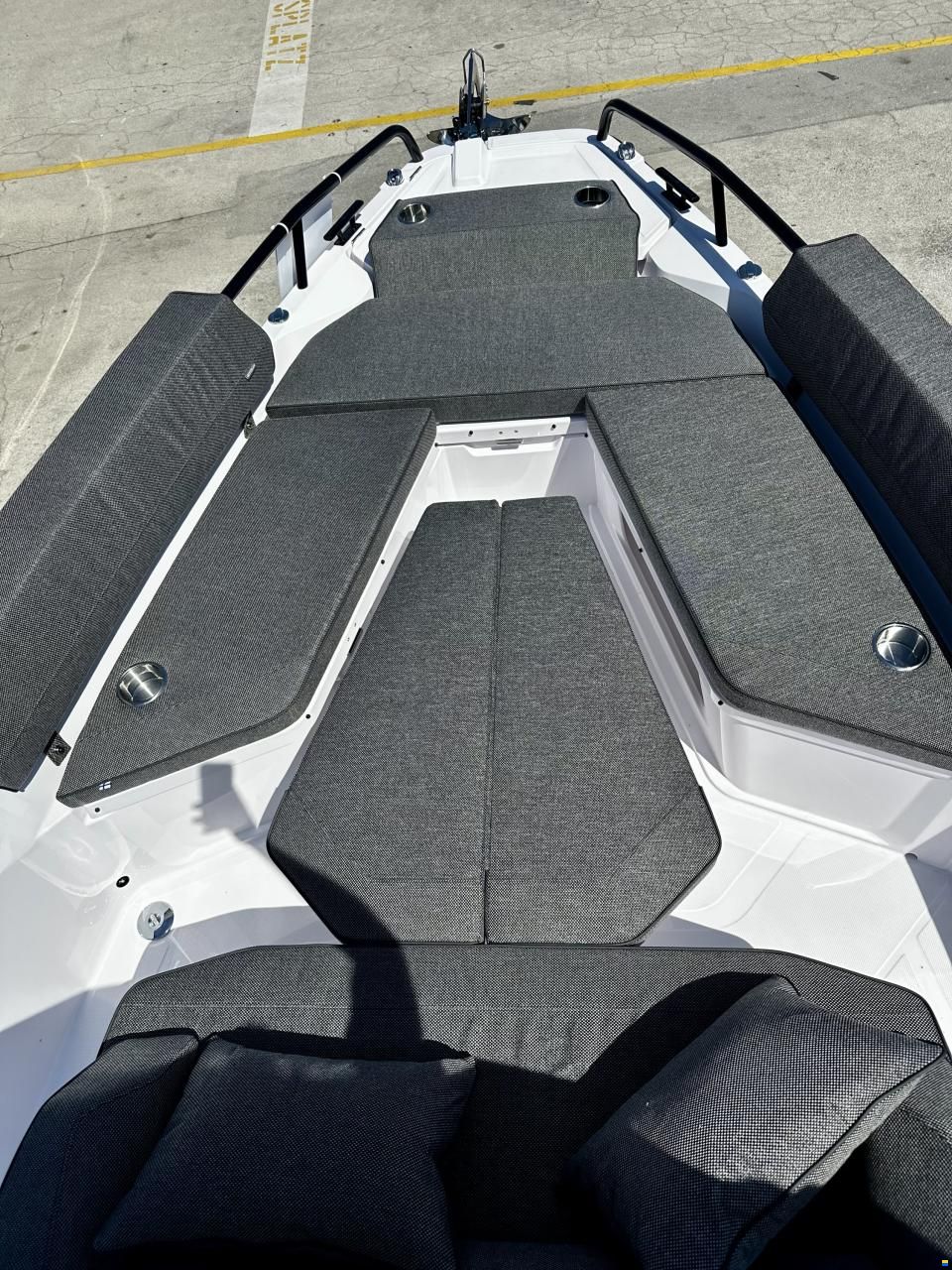 Axopar 29 XC Cross Cabin BRABUS 2026