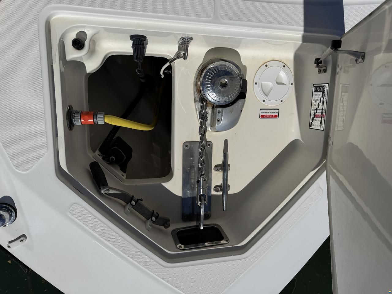 Boston Whaler 320 Outrage