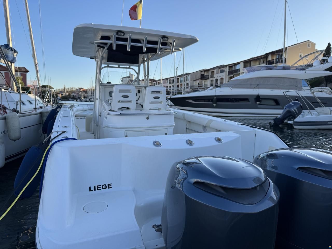 Boston Whaler 320 Outrage