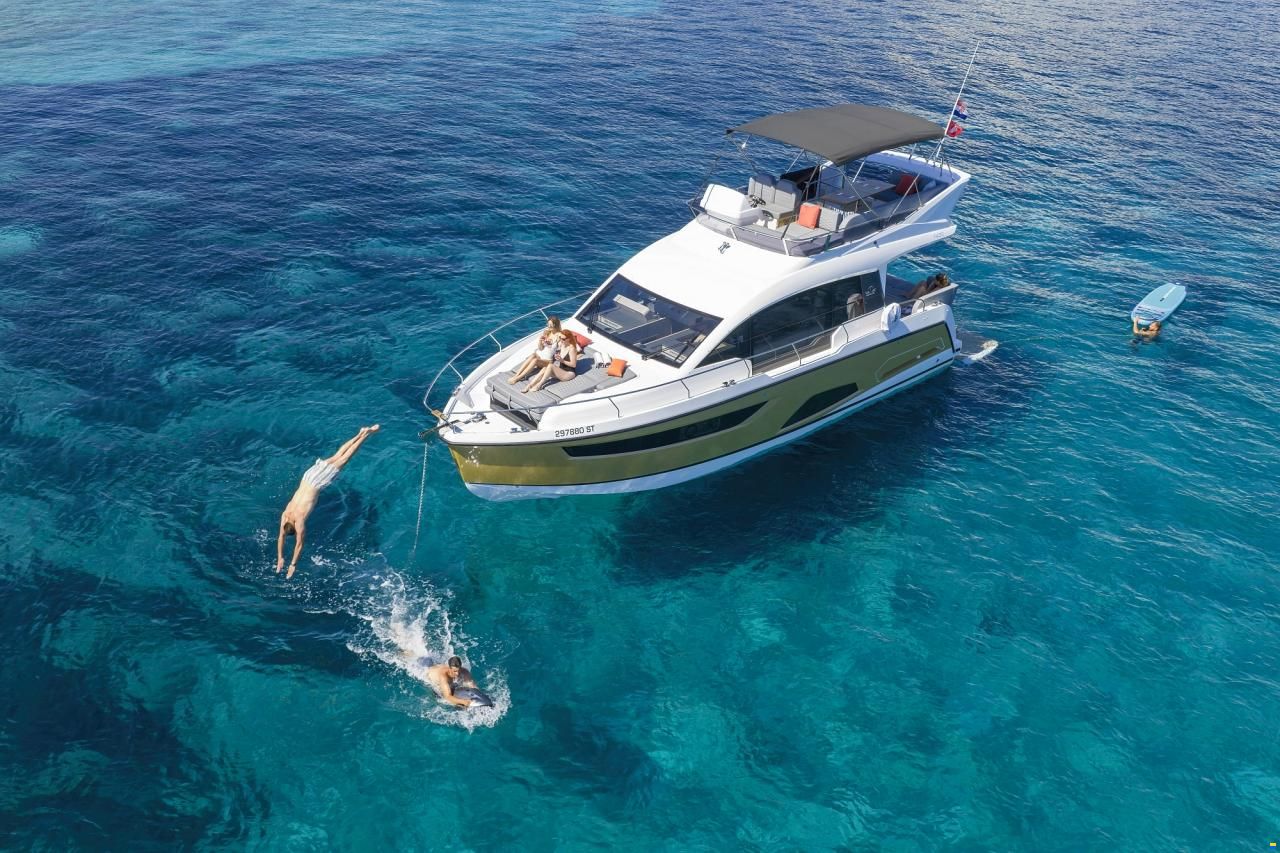 Sealine F430