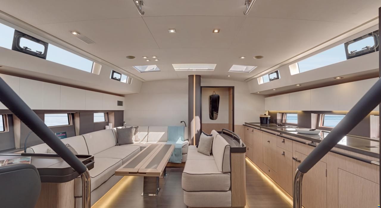 Beneteau Oceanis Yacht 62