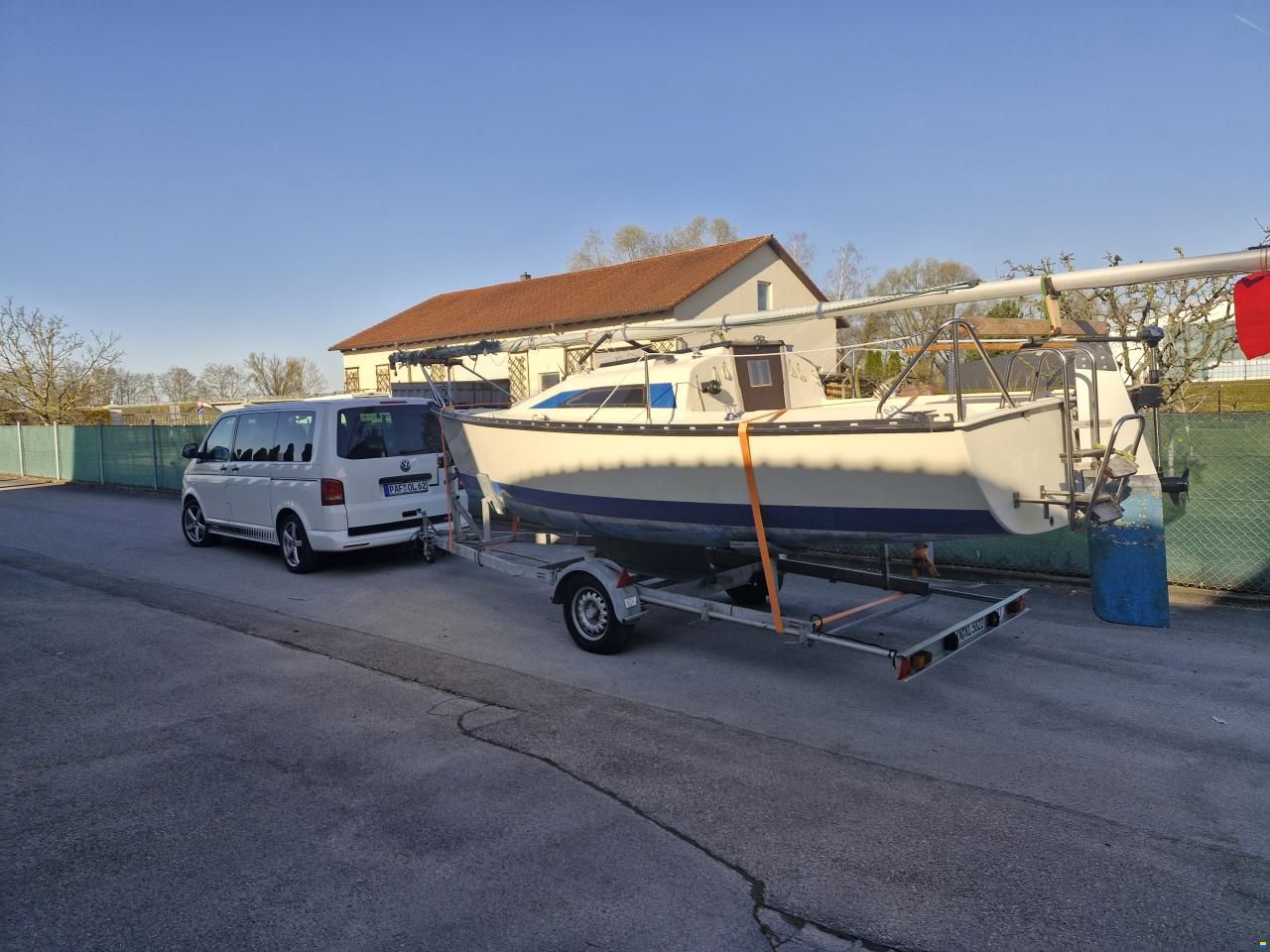 Bavaria 606