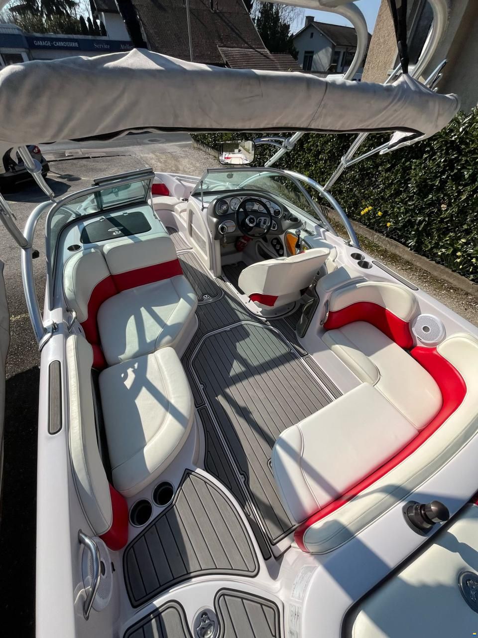 Correct Craft Crossover Nautique 211
