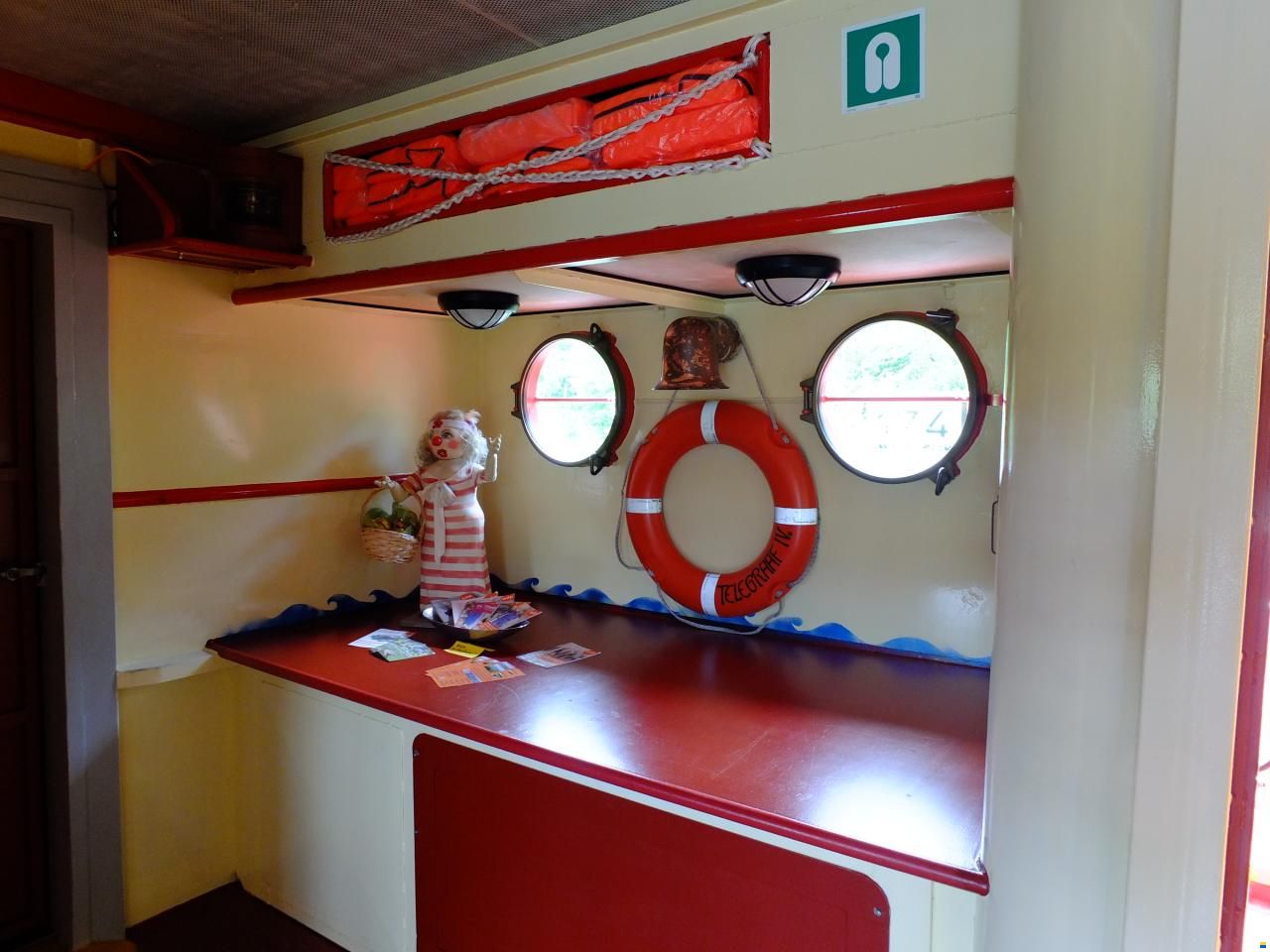 Fahrgastschiff