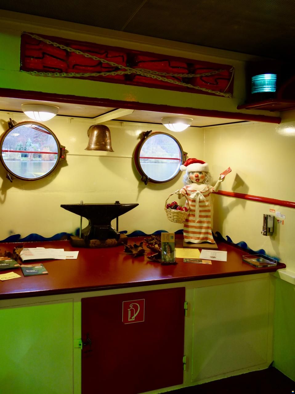 Fahrgastschiff