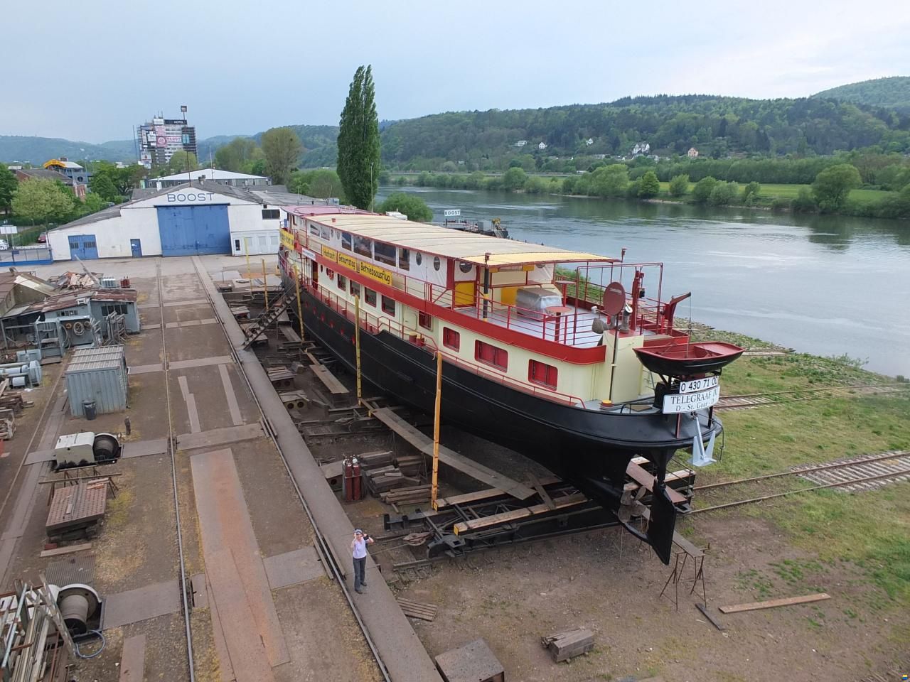 Fahrgastschiff