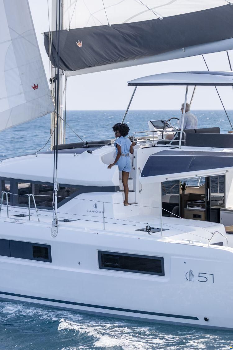 Lagoon 51