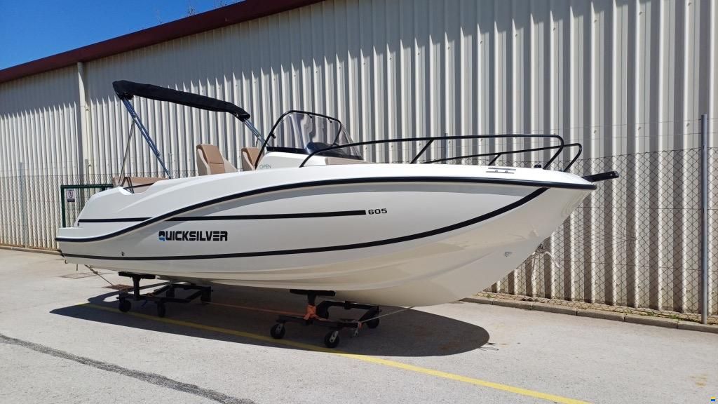 Quicksilver Active 605 Open