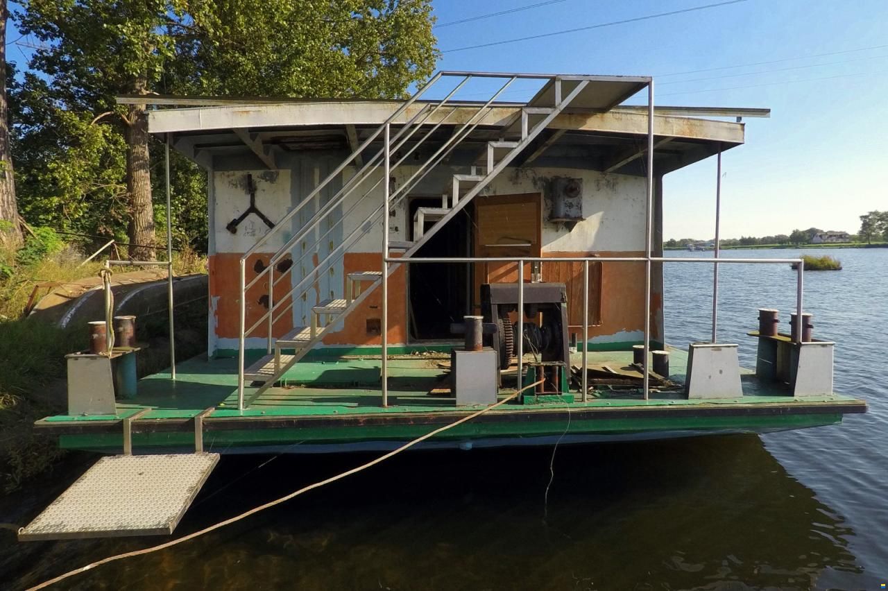 Northman Barge Houseboat Sara 300m2