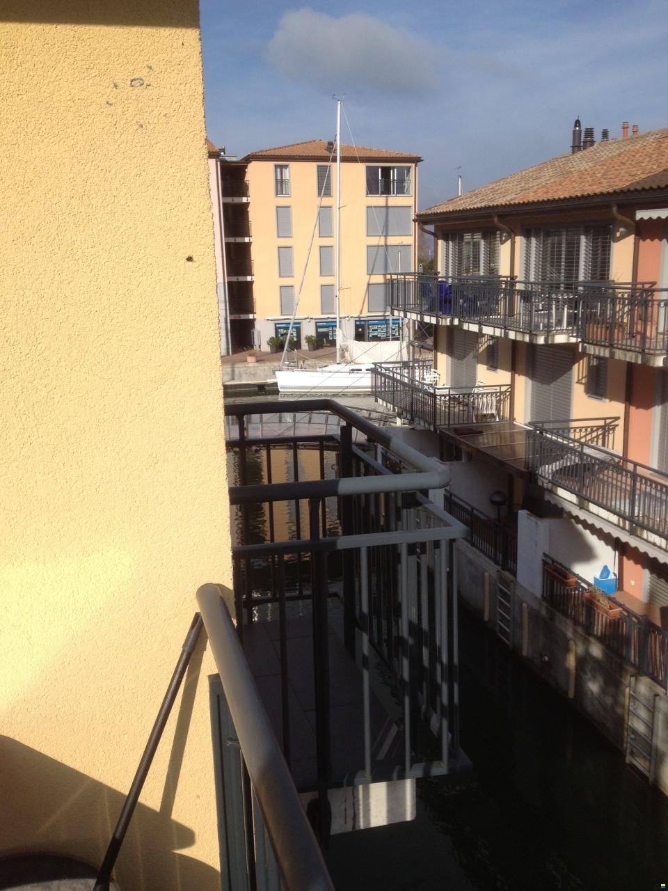 2 1/2 Zimmerwohnung mit Bootsplatz