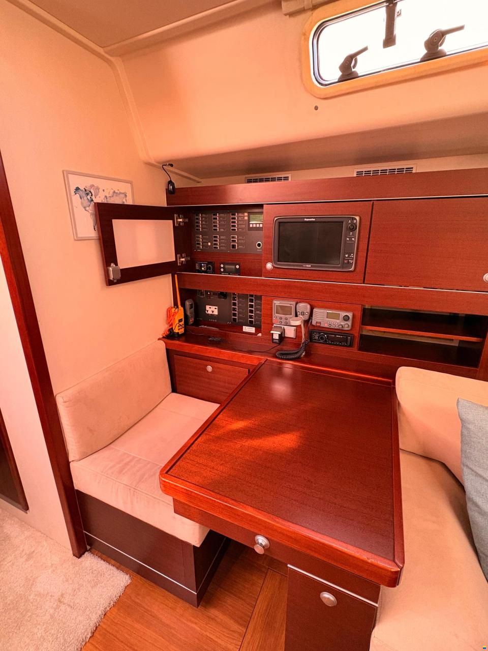 Hanse 545