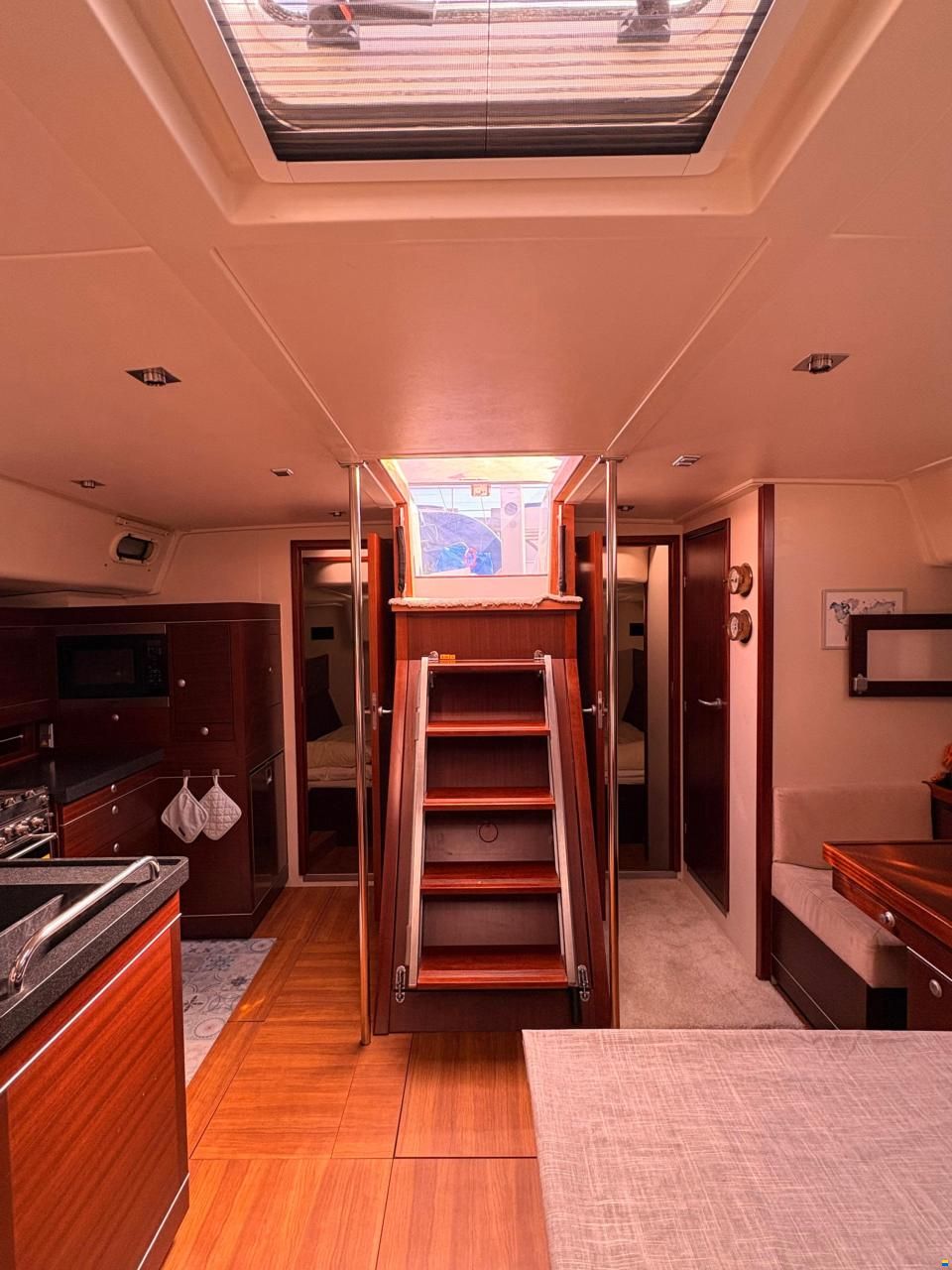 Hanse 545