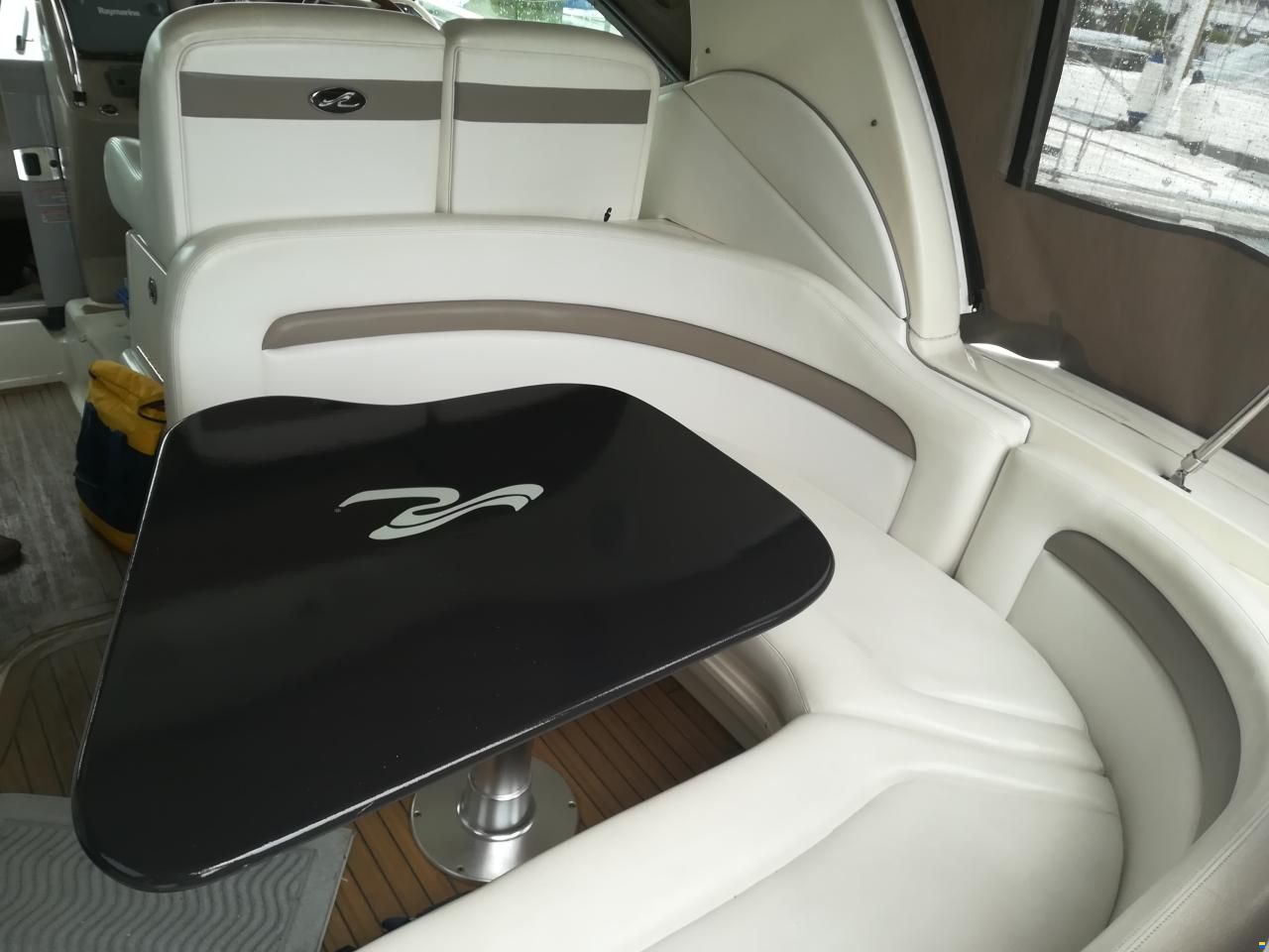 Sea Ray 355 Sundancer