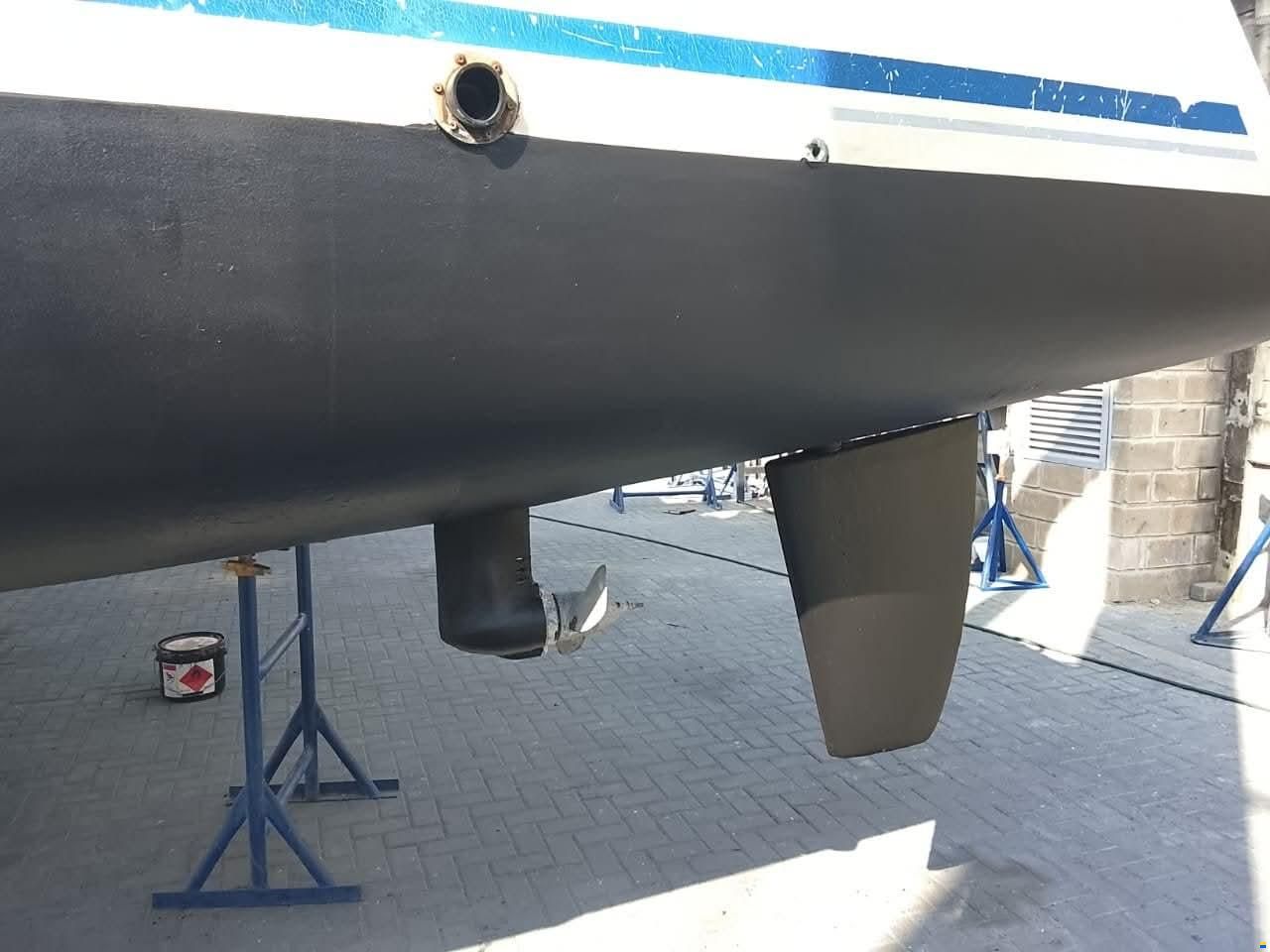 Catana 381