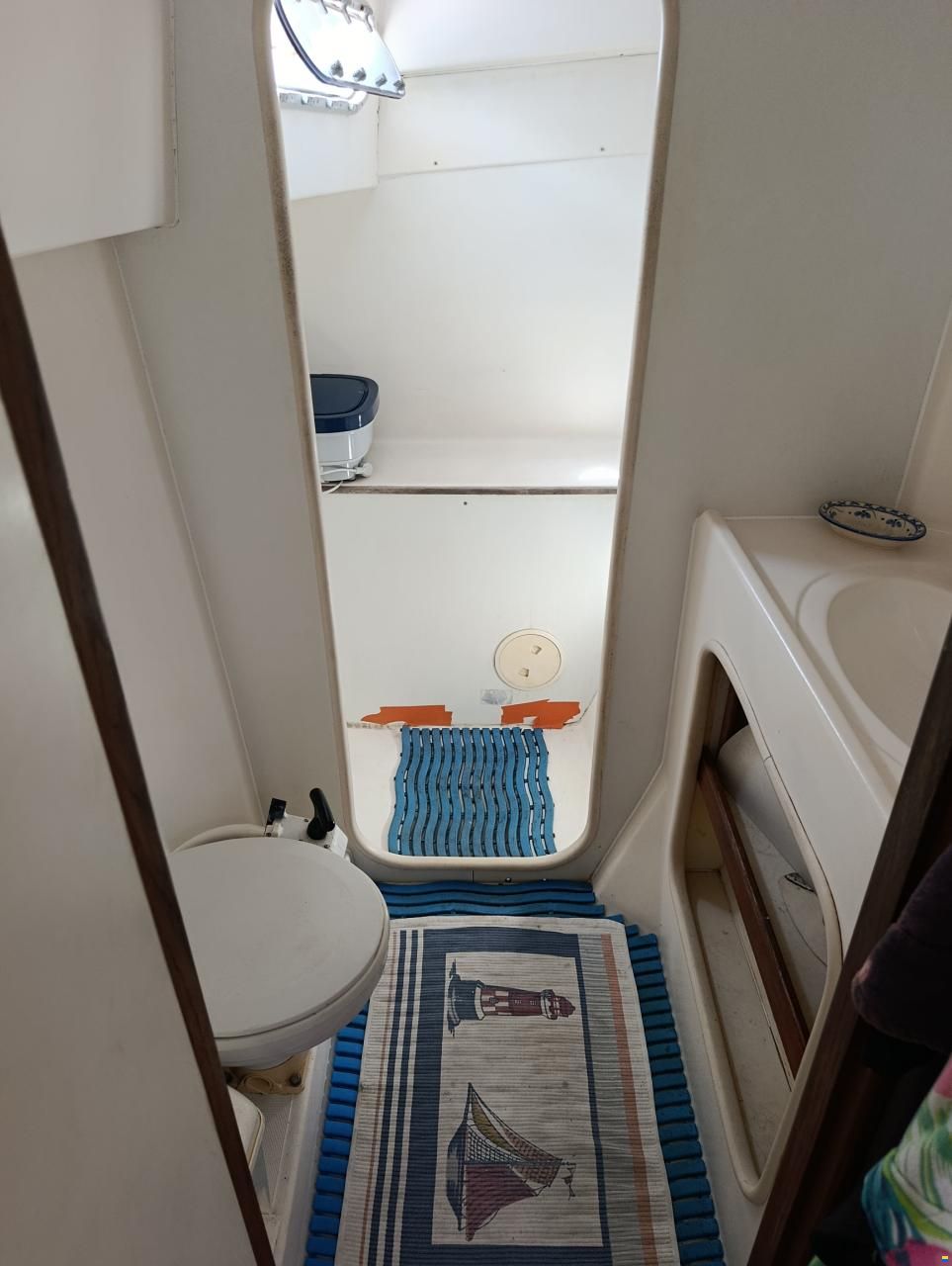 Catana 381