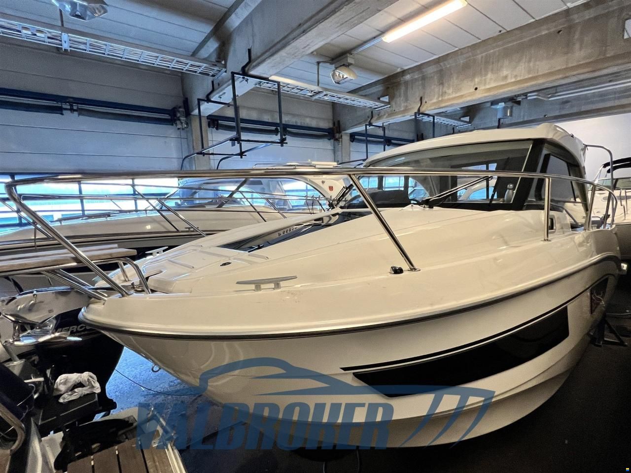 Beneteau Antares 9